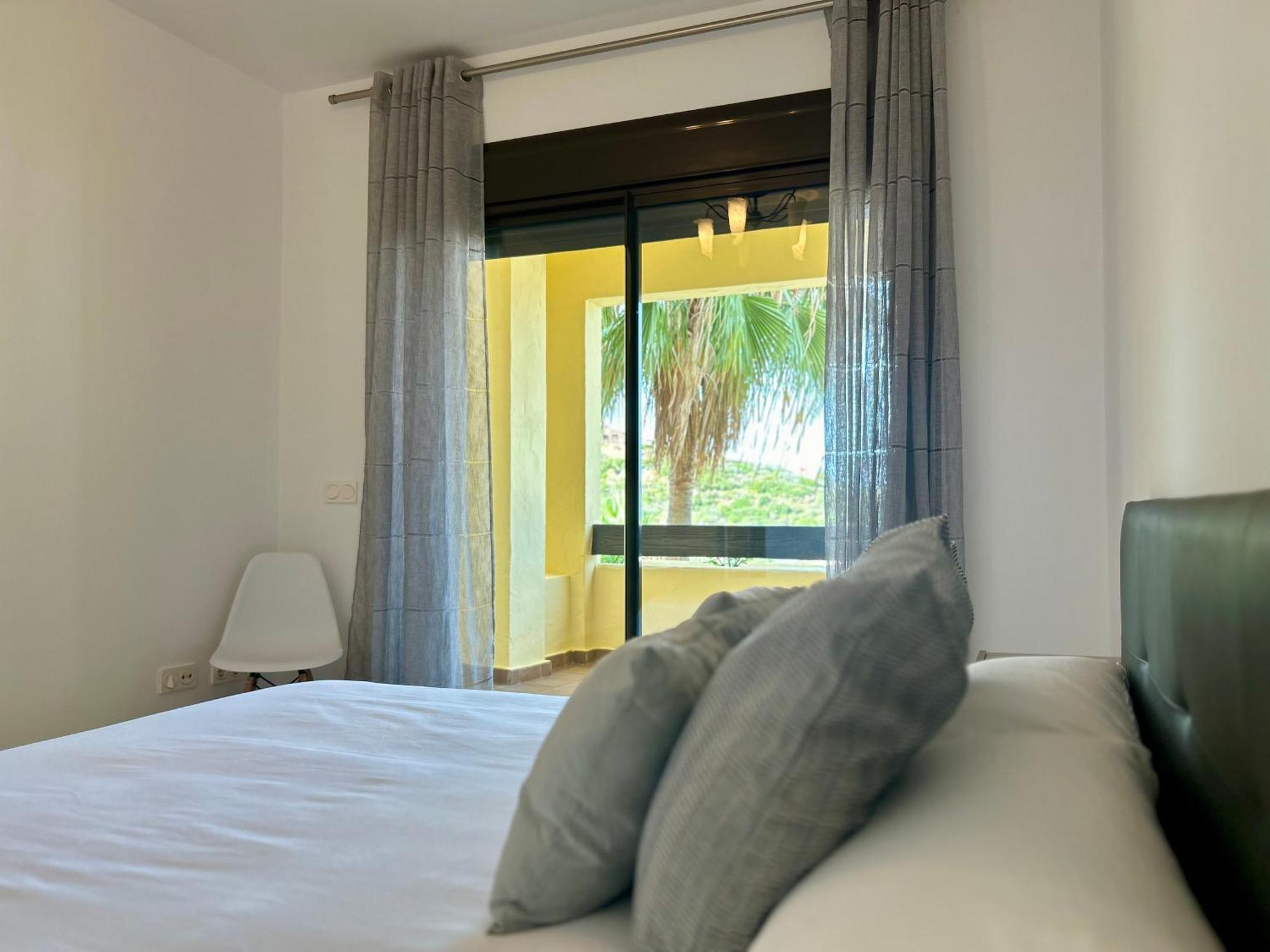 Duquesa Village Property Manilva Ngoại thất bức ảnh