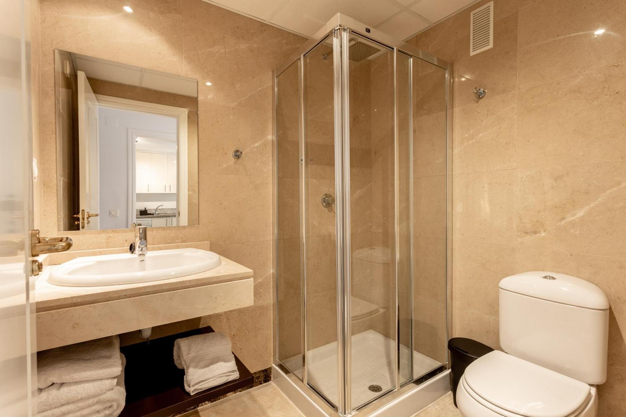 Duquesa Village Property Manilva Ngoại thất bức ảnh